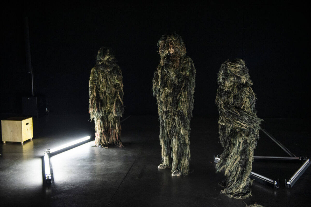 FORUM “WHERE TO LAND” AT THE MAILLON THEATER