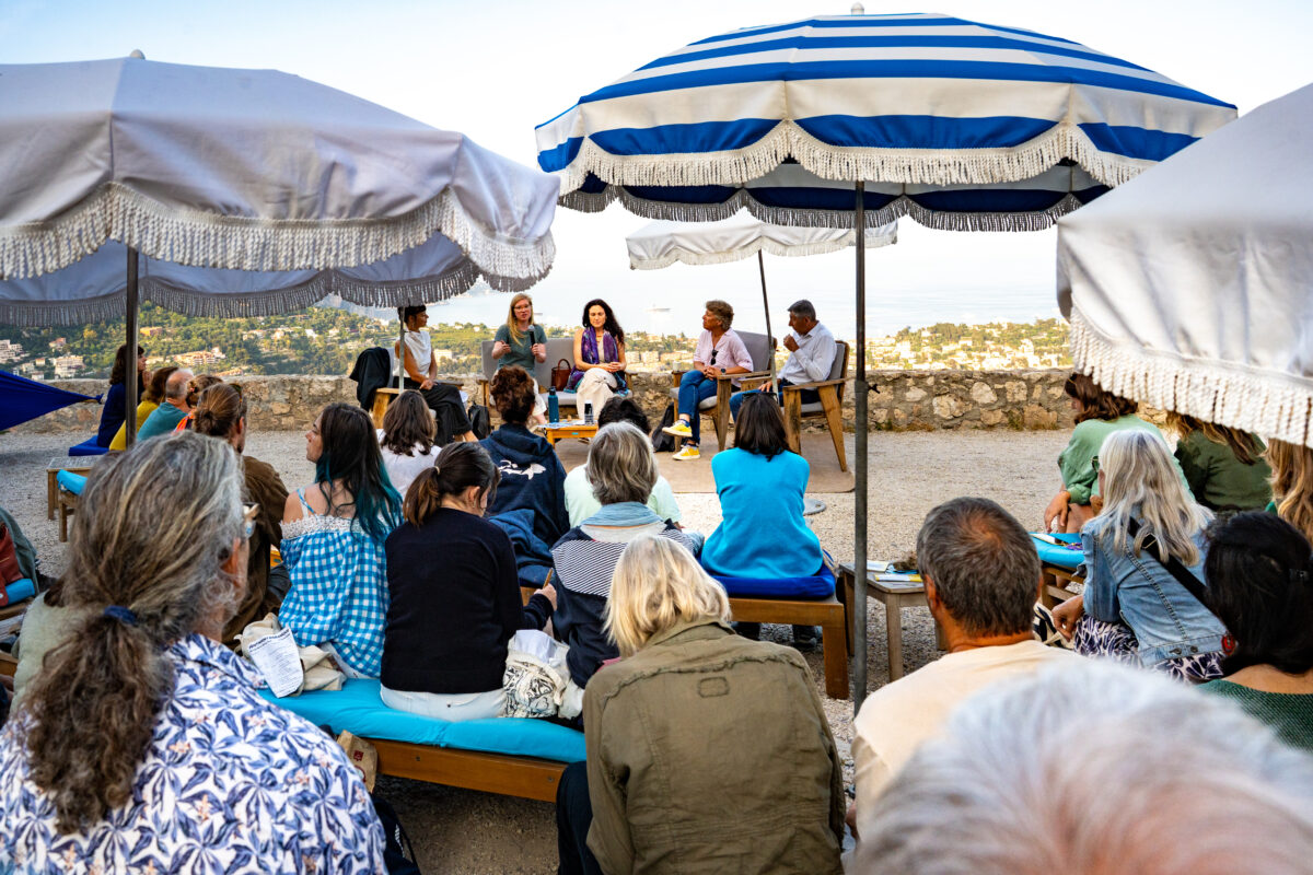 LES SOCIÉTÉS SECRÈTES