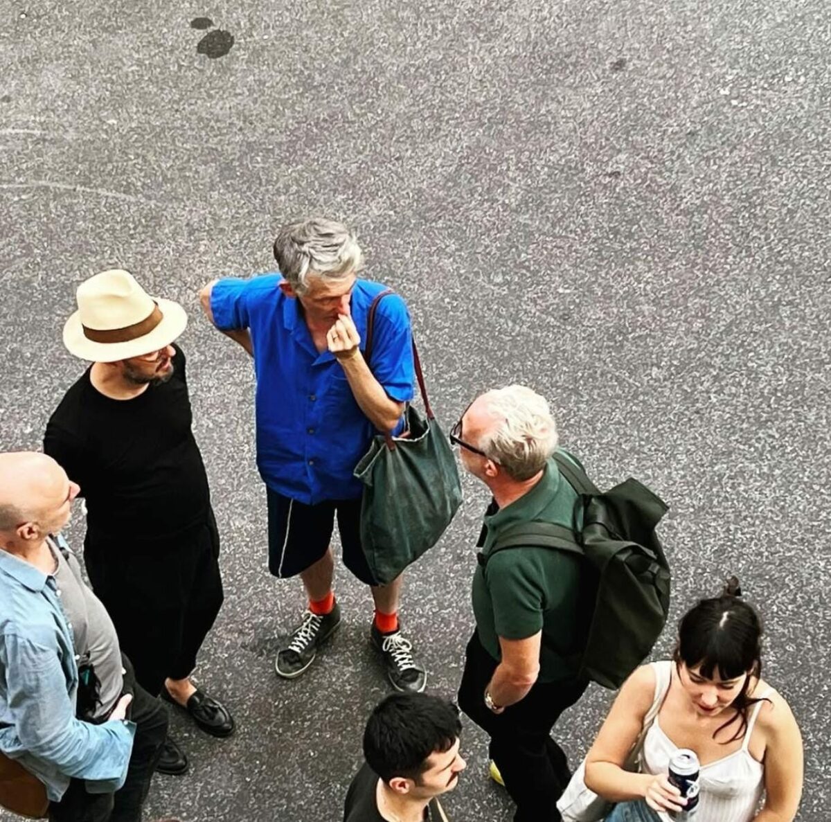 LES SOCIÉTÉS SECRÈTES